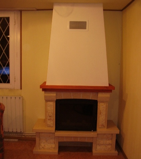 az egyedileg épített kandalló elkészült